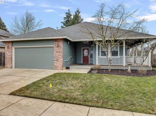 1189 S Sycamore St, Canby, OR 97013