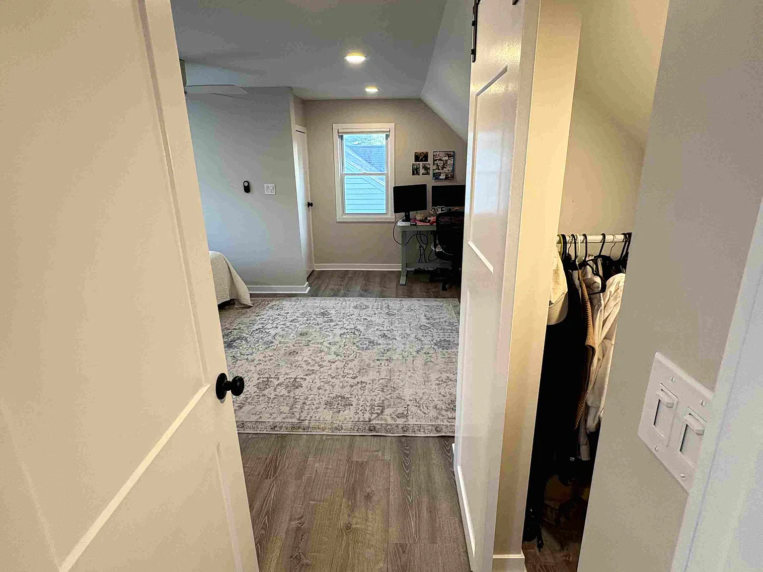 4 bed, 1700 sqft, $3,225 — Photo 4