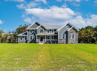 3 Haystack Ct, Howell, NJ 07731