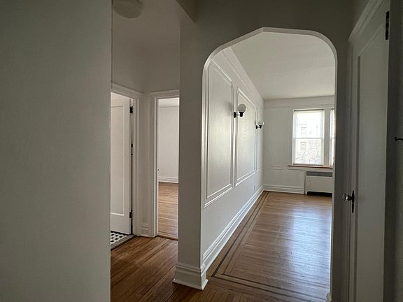 4th image of 101 Tonnelle Ave #2