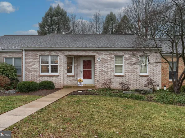 29 Woodland Est, Lebanon, PA 17042