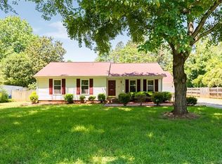 7733 Davis Rd, Mint Hill, NC 28227