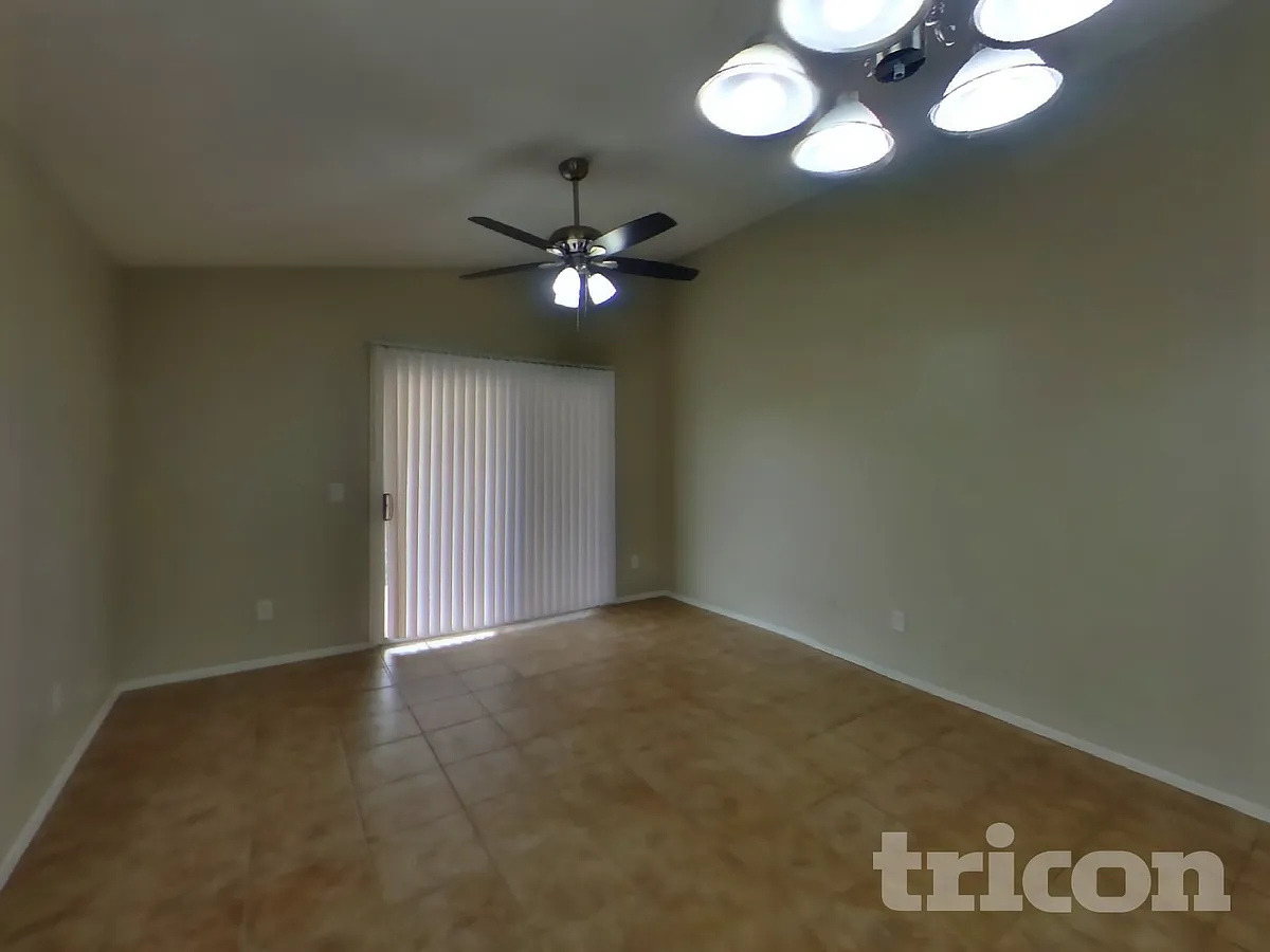 Building Photo - 1491 E Stirrup Ln