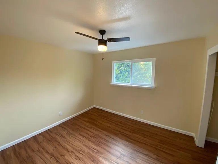 5712 Kenneth Ave #D — Photo 20
