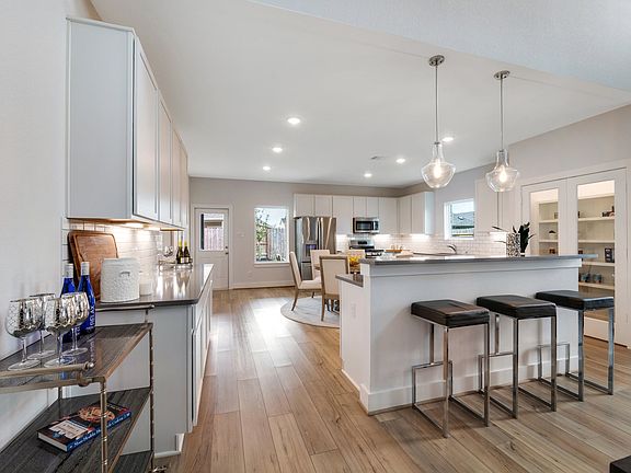 7th image of this home