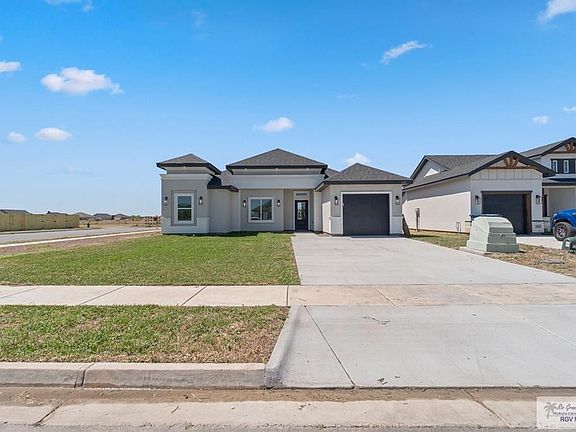 3rd image of 112 Marigold Rd