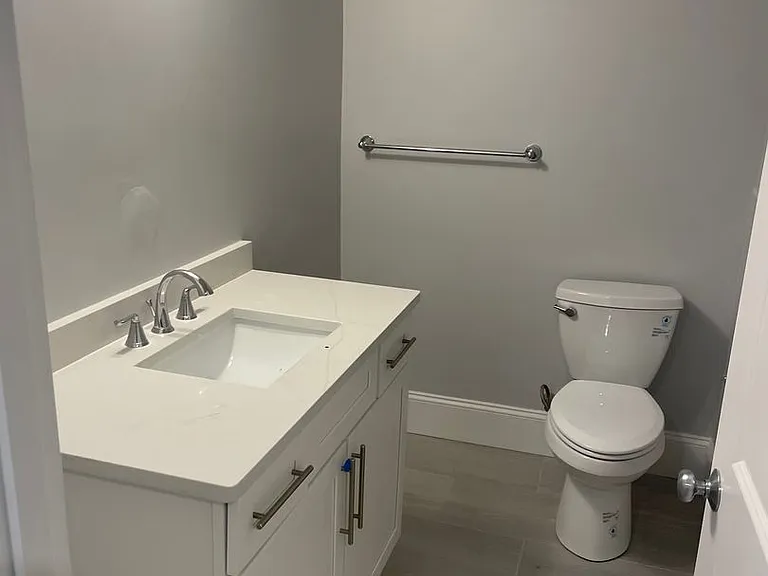 104 Brooks St #104 — Photo 4