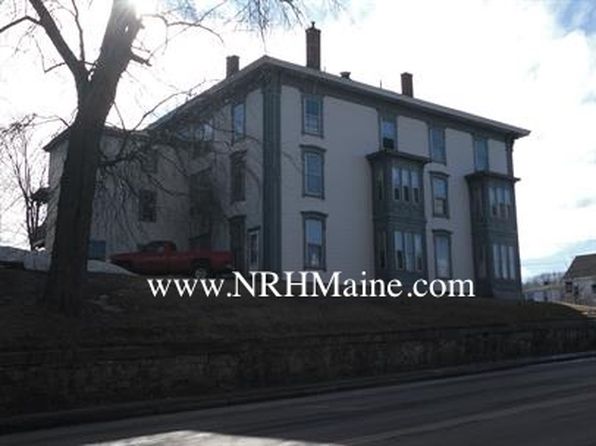 68 Pleasant St #10, Auburn, ME 04210