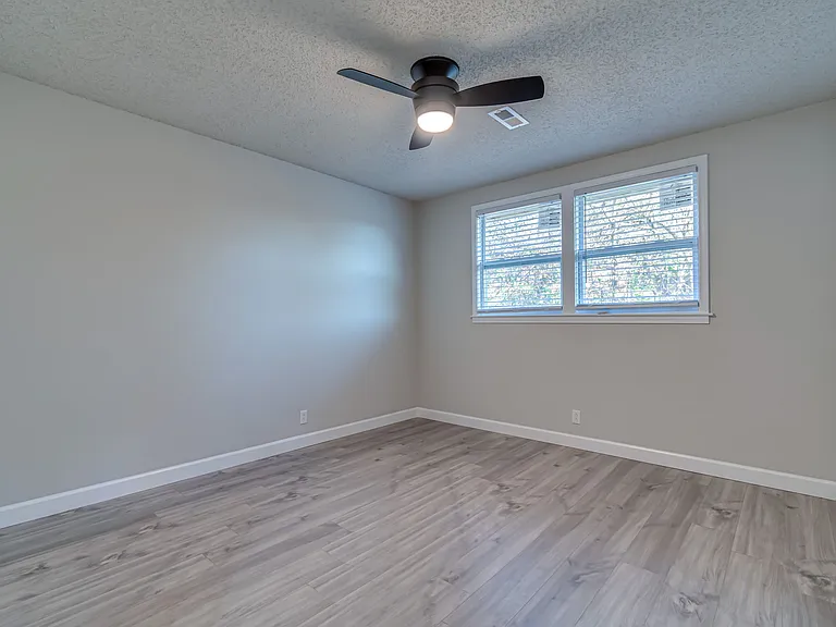 509A Raleigh Dr — Photo 16