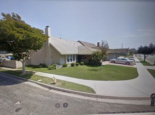 21892 Starfire Ln, Huntington Beach, CA 92646