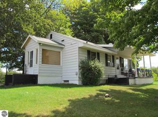 8875 S Center Hwy, Traverse City, MI 49684