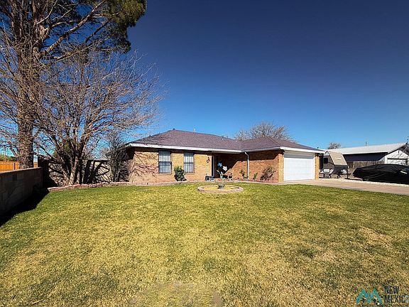 4th image of 2902 Princeton Dr