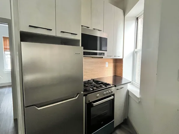 183 Baldwin Ave #2R, Jersey City, NJ 07306