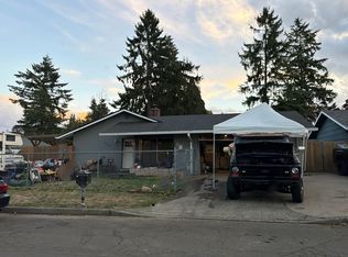 12922 SE Center St, Portland, OR 97236