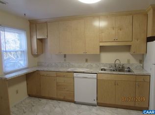 2510 Woodland Dr #A, Charlottesville, VA
