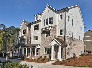 304 Lantana Ln, Woodstock, GA