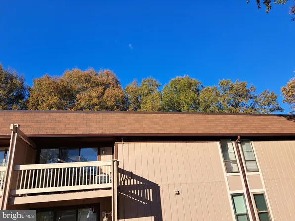 5814 Royal Ridge Dr Suite F, Springfield, VA 22152