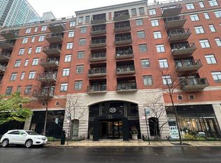 33 W Huron St APT 810, Chicago, IL 60654