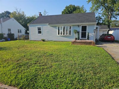 107 E Booker Avenue, Wyandanch, NY, 11798