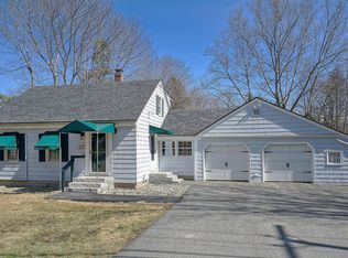 106 Brook Rd, Falmouth, ME 04105