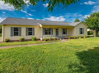 9596 Wilson Rd, Hildebran, NC 28637