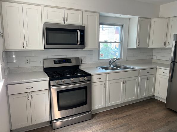 87-89 Woodlawn St