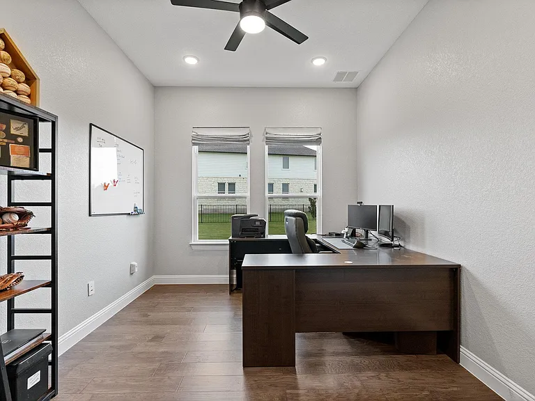 209 Northcrest Dr #1 ACRE — Photo 16