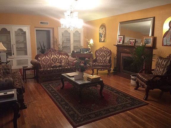 4th image of 89 E Longden Ave