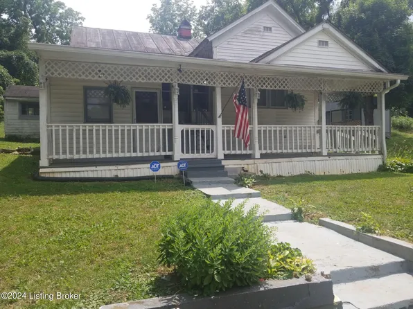 2220 Chapeze Ln, Shepherdsville, KY 40165