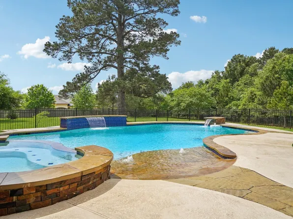 19089 Grandview Point, Montgomery, TX 77356