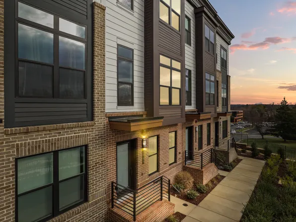 2064 Tysons Ridgeline Rd, Falls Church, VA 22043