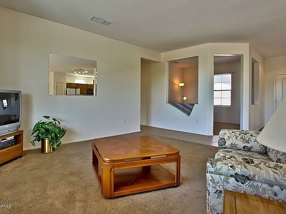 4th image of 17453 W Calistoga Dr