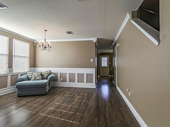 5th image of 8118 Stowe Springs Ln