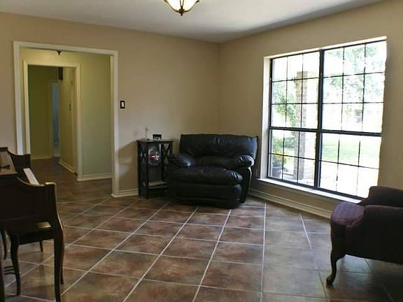 2nd image of 4420 Willow Bend Dr