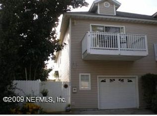 106 Seminole Rd, Atlantic Beach, FL 32233