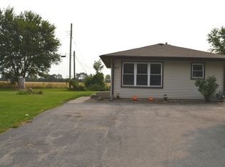 815 W Charles St, Plano, IL 60545