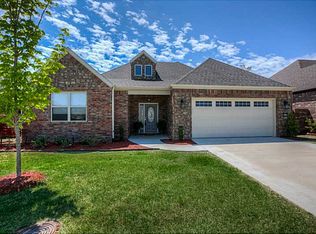 5853 Sant Antonio Ave, Springdale, AR 72762