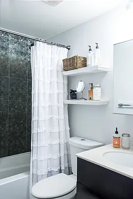 Rented by Owner | media 27