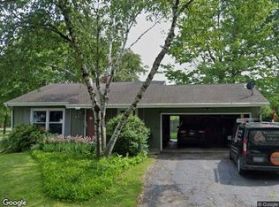 6001 Birch Hill Dr, Madison, WI 53711