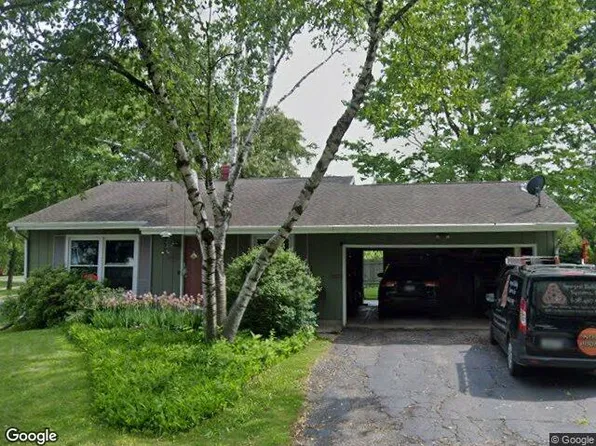 6001 Birch Hill Dr, Madison, WI 53711