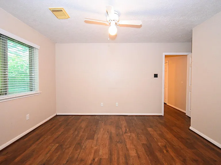 16302 Ash Point Ln — Photo 20
