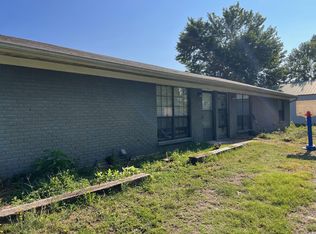 14214 Smalling Rd, North Little Rock, AR 72118