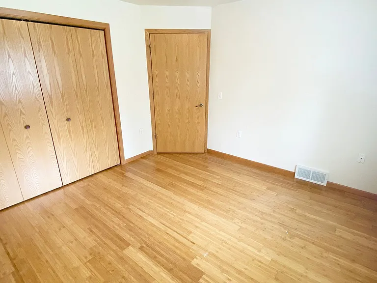 1441 Madison St — Photo 9