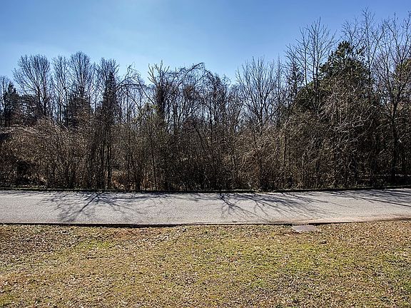 3rd image of 0 Kenwood Dr
