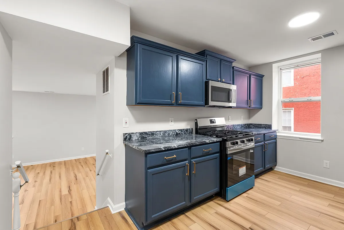Building Photo - 2025 E Baltimore St #2