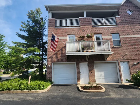 209 55th St #B, Kenosha, WI 53140