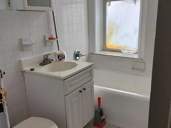 5th image of 108-02 103rd Ave #D2