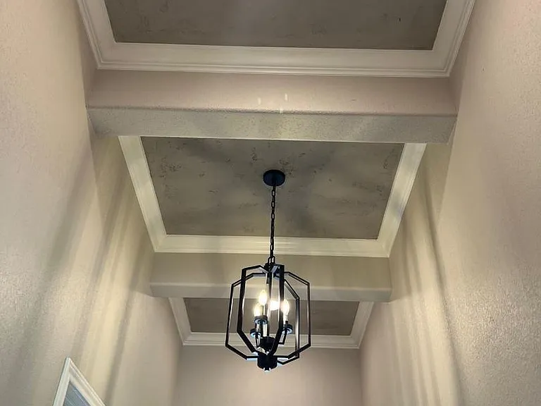 173 Crenshaw Ct — Photo 3