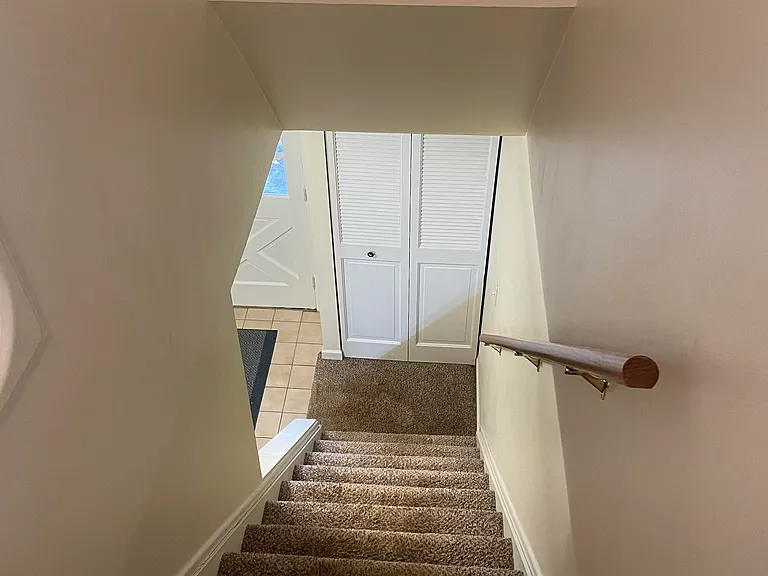 8177 Rene Dr — Photo 20