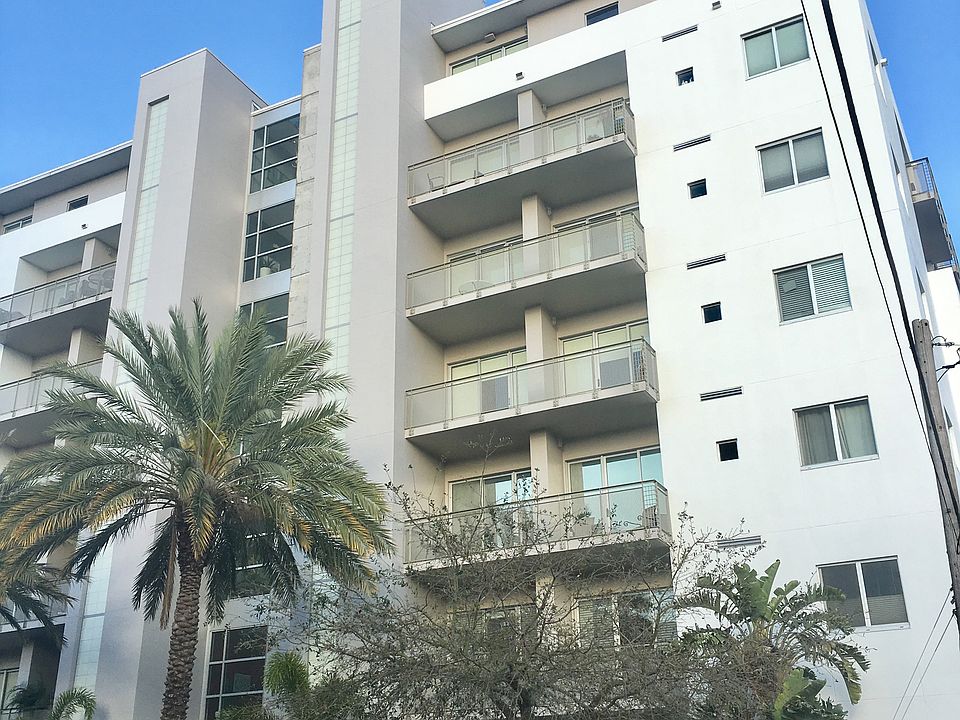 1st image of 475 2nd St N Unit 404